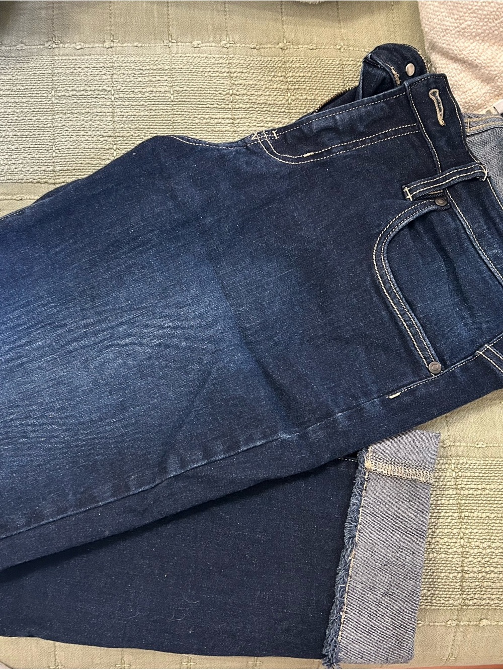 Womenâs Dark Blue Denim Jeans - Classic Straight Fit